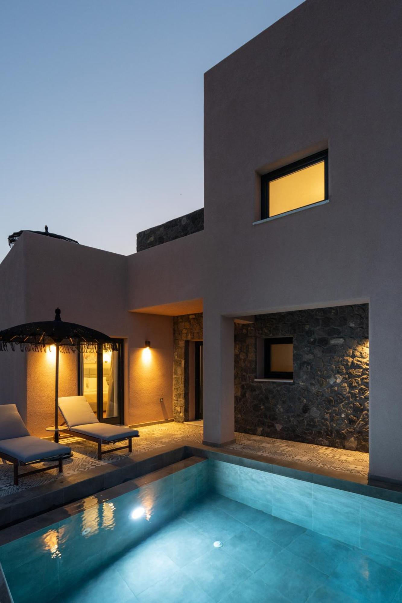 Golden Moments Luxury Stone Villas A Mesaria Rom bilde